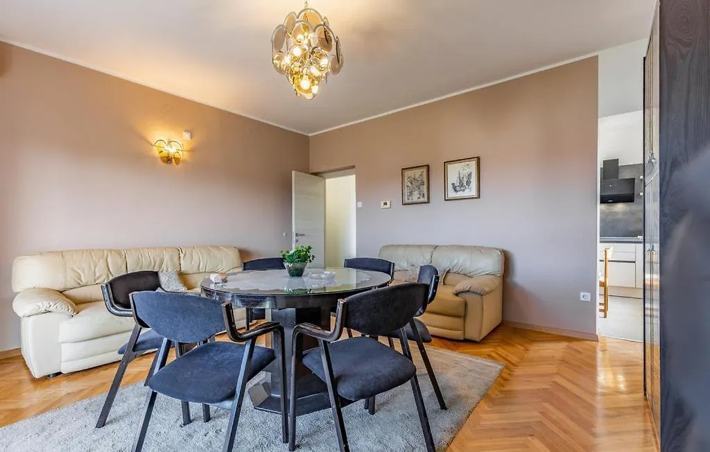 Apartment Olive Garden Medulin II