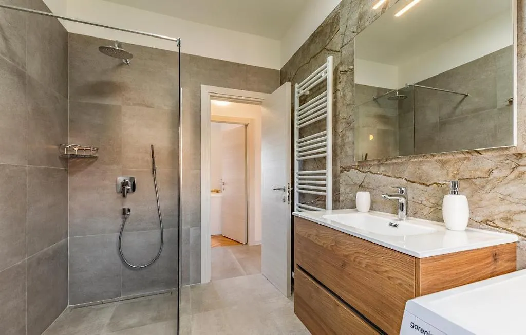 Apartment Olive Garden Medulin II 0*,